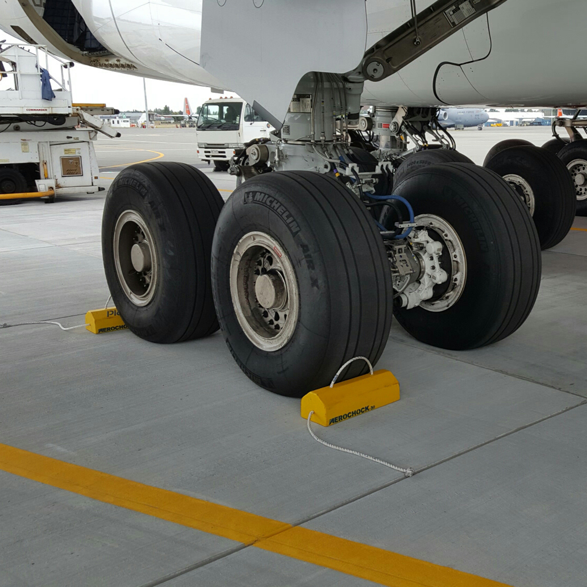 NPR08312-00 (Aerochock30 B) in use on plane wheels